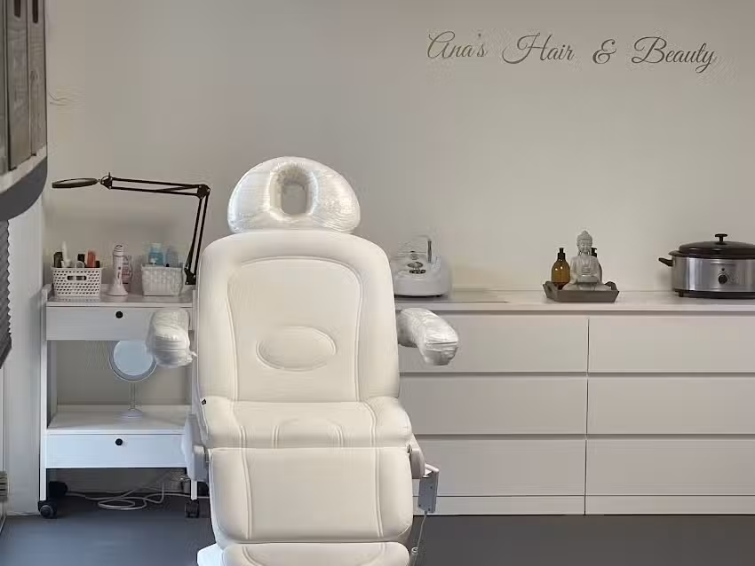 Ana’s Hair and Beauty