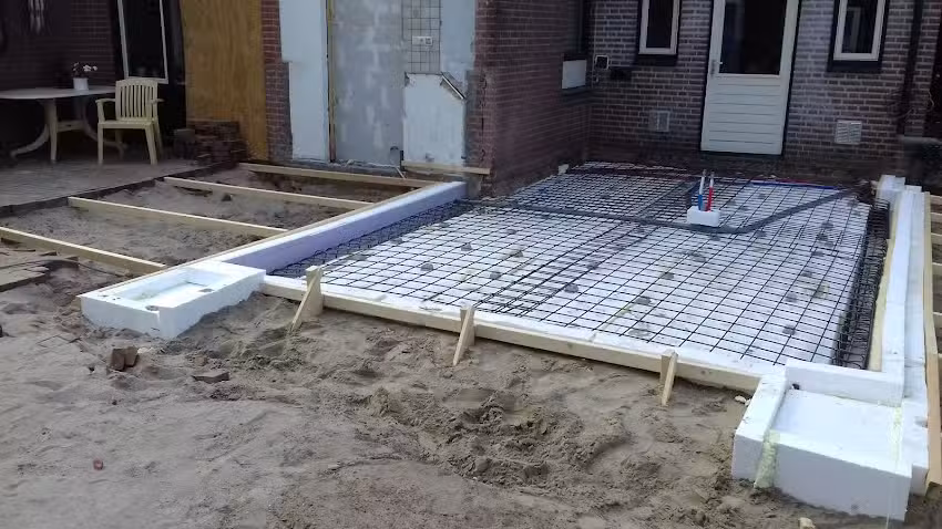 Antura’s Hand & Nail Studio