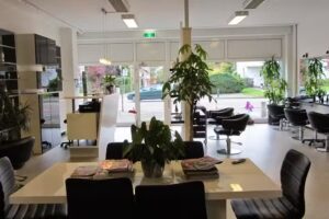 Ariya Hair & Beauty Salon