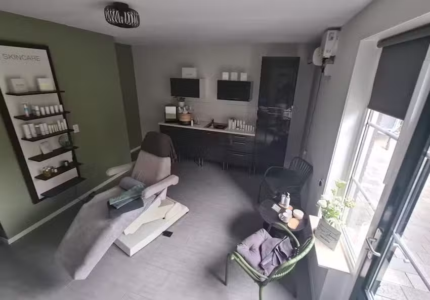 Basic Skincare Tholen