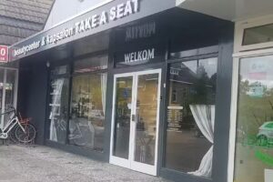 Beauty Center Take a Seat