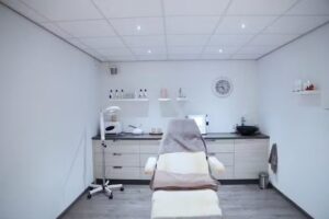 Beauty & More by Romy