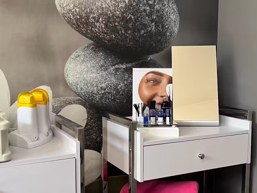 Beauty Salon BROCAT Skin & Body Treatment