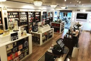 Bergen Cosmetics Parfums & Salons