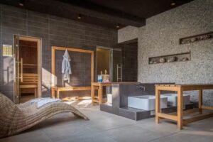 Care To Care Beauty & Wellness