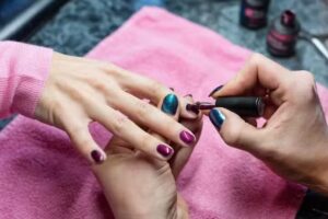 Charly’s Beauty & Nails