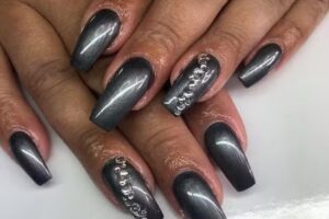 Chayenne beauty nails