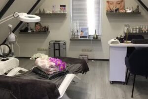 Christina’sbeautysalon&nails