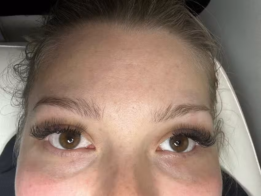 Egijas Nails & Lashes Studio