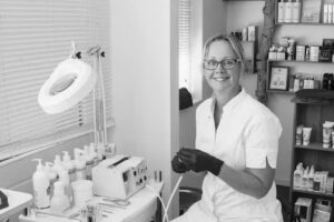 Elements , schoonheidsspecialiste, hannah huidcoach & medisch pedicure