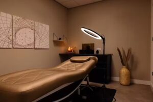 Evolve Brows & Beauty