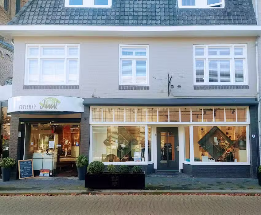 Gabriella Cosmetics & Beauty Care