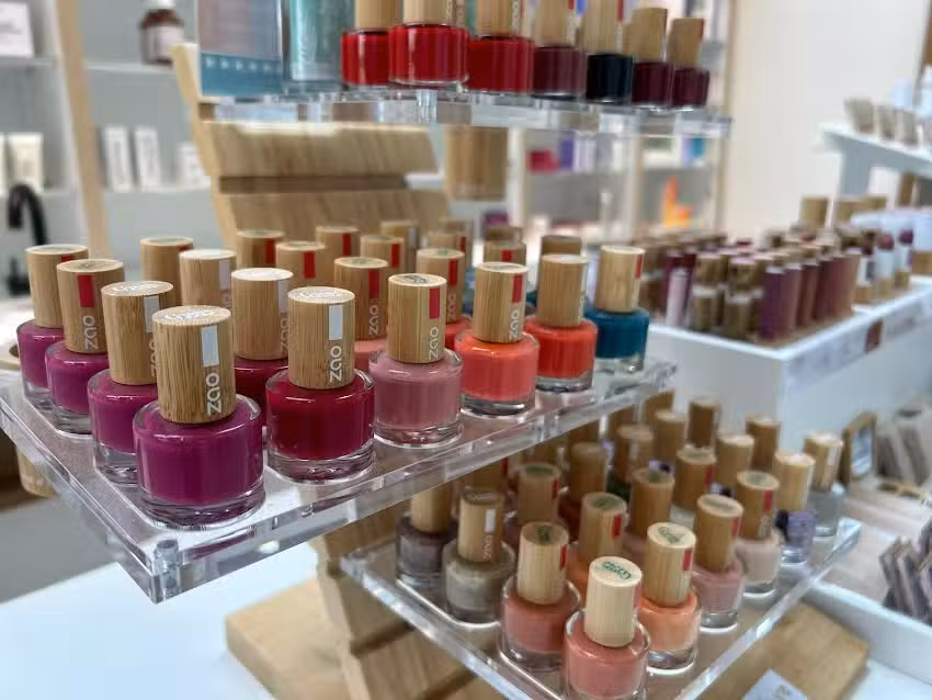 HELLO.FIKA | Skin Clinic | medisch pedicure | nails | massage | beauty treatments