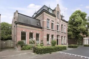 House Of Hair & Beauty