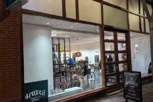 Kapsalon & Schoonheidssalon Your Imitch