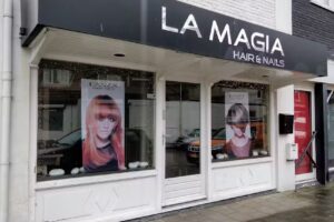 La Magia hair- en nailstyling