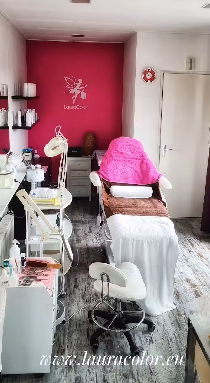 Laura Color