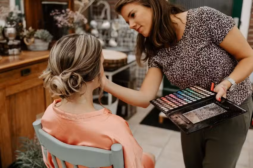 Laura Duijvestijn Beauty Stylist