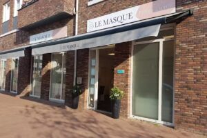 LE MASQUE