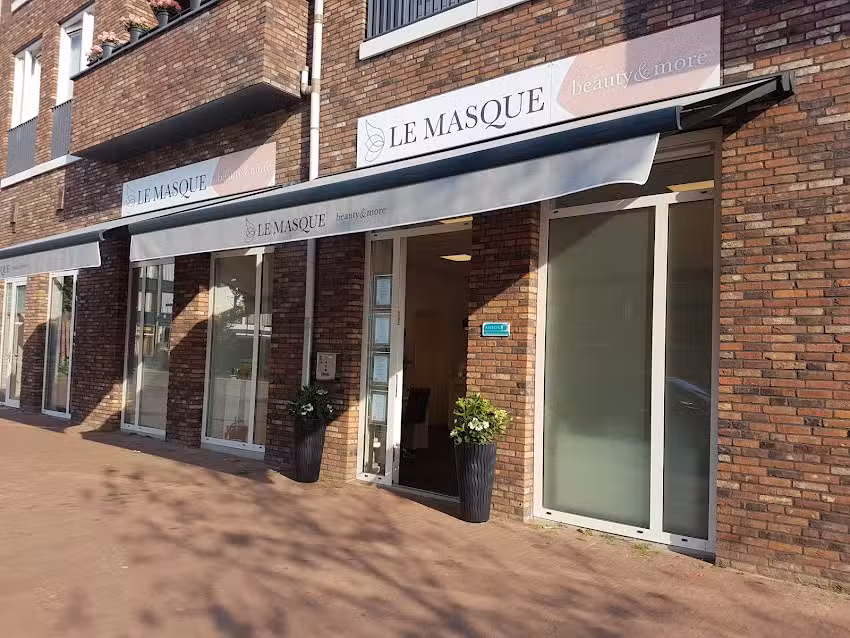 LE MASQUE