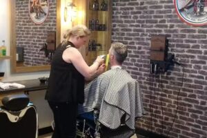 Le Salon Burgh Haamstede, Kapsalon ,Pedicure en nagels