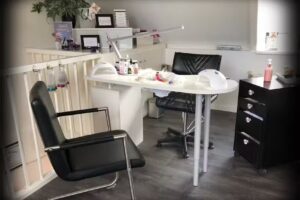 Life Beauty Nails Brows Salon