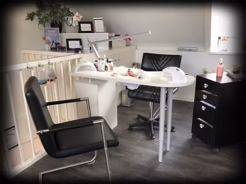 Life Beauty Nails Brows Salon