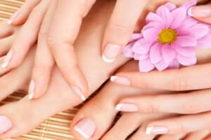 Louis Nails & Spa ( Party nails)