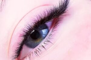 Lovely Lashes by Magdalena