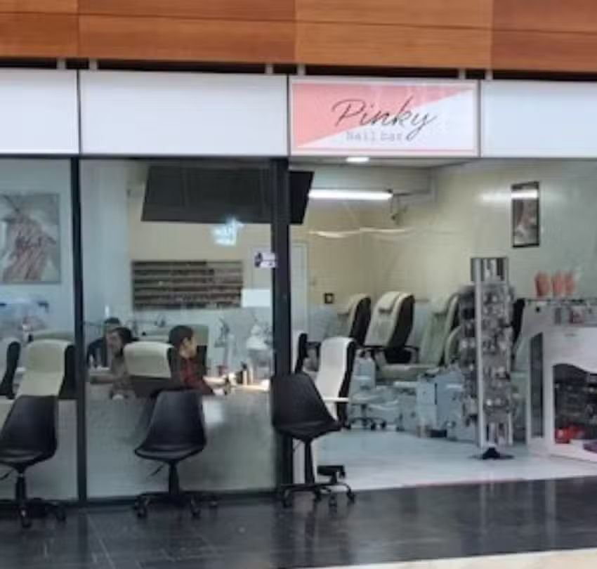 Luxurious – Rotterdam