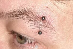 Marian Body Decorations