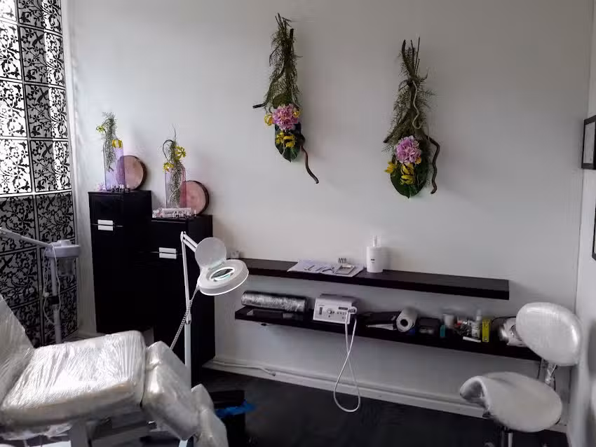 Medisch Pedicure en schoonheidsspecialiste Salon For You Lydia Van Domburg