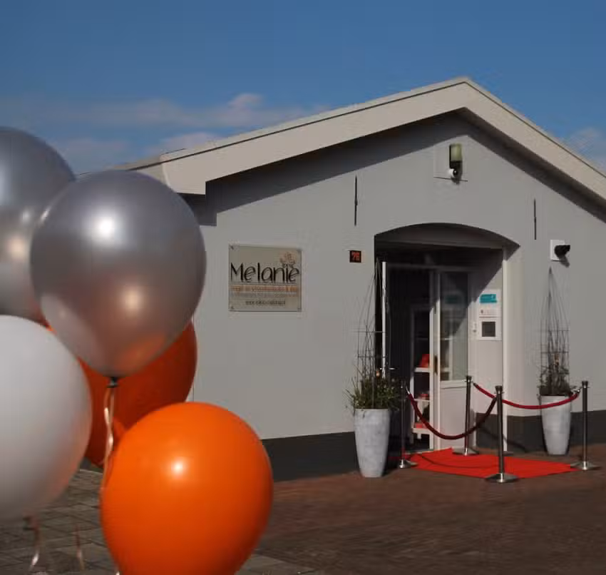 Melanie ~ Beauty, Massage & Wellness