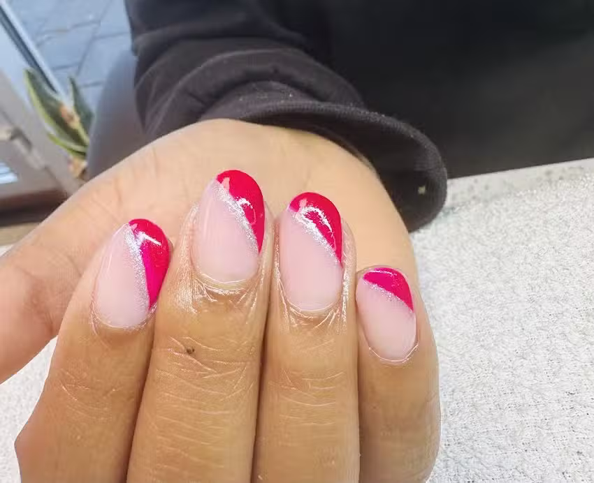 Moon’s nail and spa