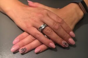 Nagelstudio bij Loes