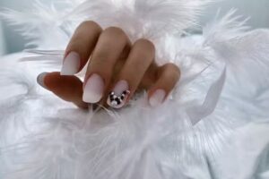 NailAddict By Natalia Sainar