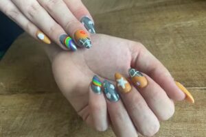 Nails by Lauraine