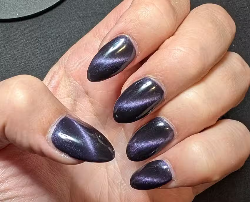 Nails of The Netherlands