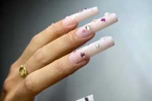 Nina Juls x NAIL ART – Amsterdam