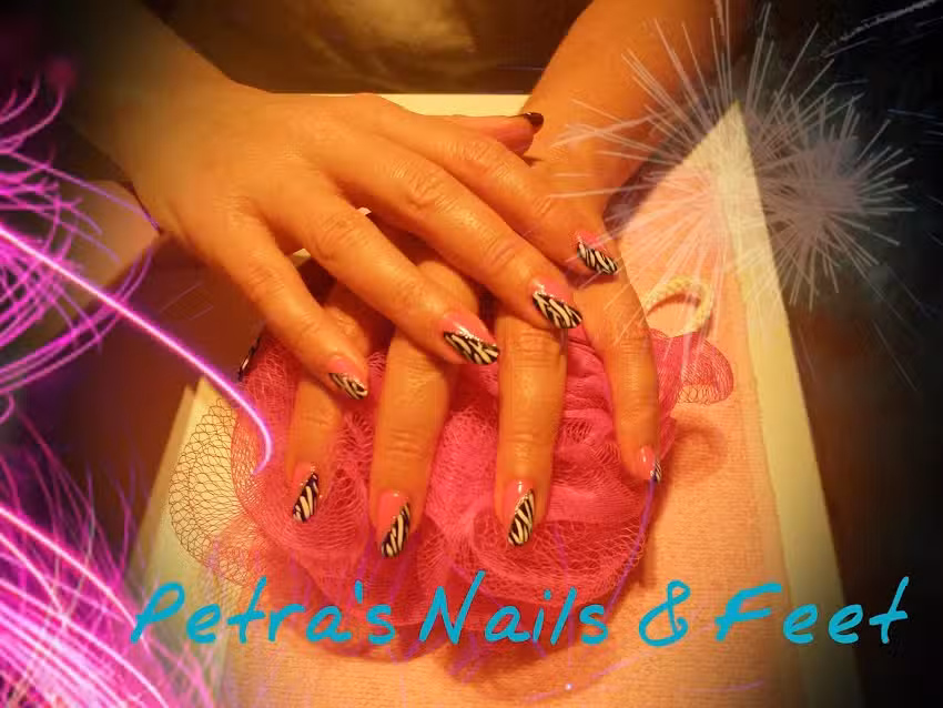 Petra’s Nails & Feet
