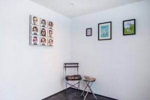 Queens Care / Sandra Vos