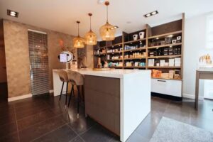 Quindy’s Skin Institute