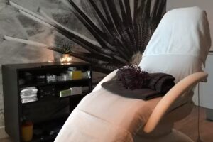 Refresh skin & body treatments