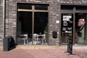 rosaria’s Lashes & Smile