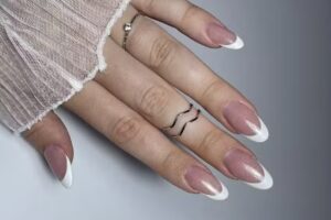 Salon Bloom by Sabine