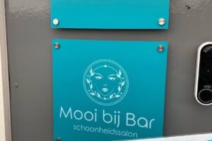 Salon Mooi bij Bar