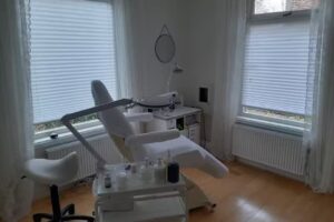 Schoonheidssalon en Pedicure ‘Puur en Mooi’