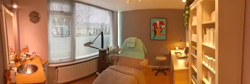 SCHOONHEIDSSALON HELEN