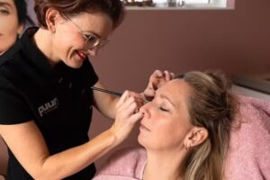 Schoonheidssalon Puur! by Hanneke