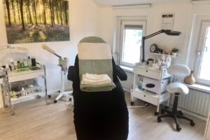 Schoonheidssalon puur&Mooi Esmeralda